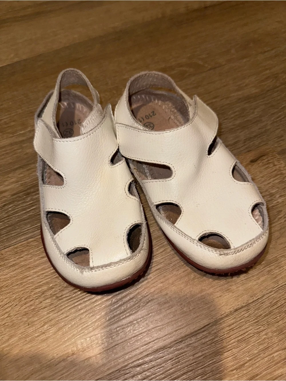 Boys leather fisherman shoe